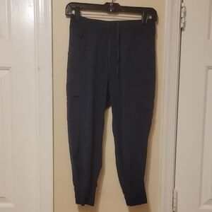 The North Face Navy Women's Cropped Cargo Joggers